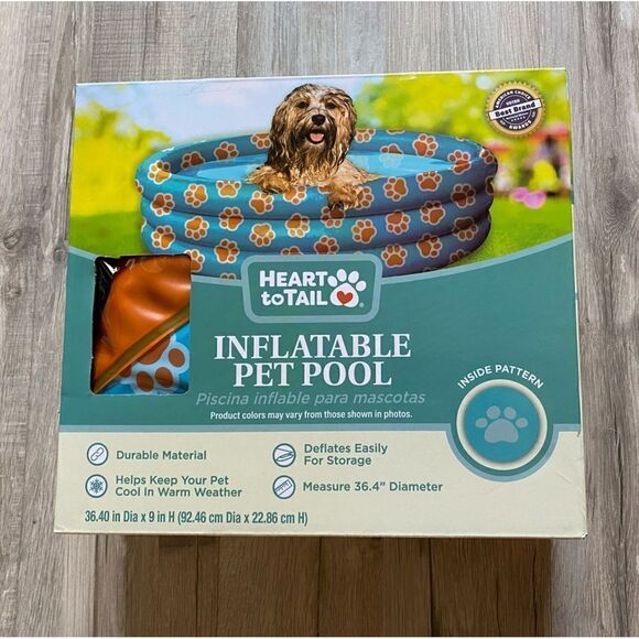 Heart To Tail Pet Inflatable Pool - Picture 2 of 4